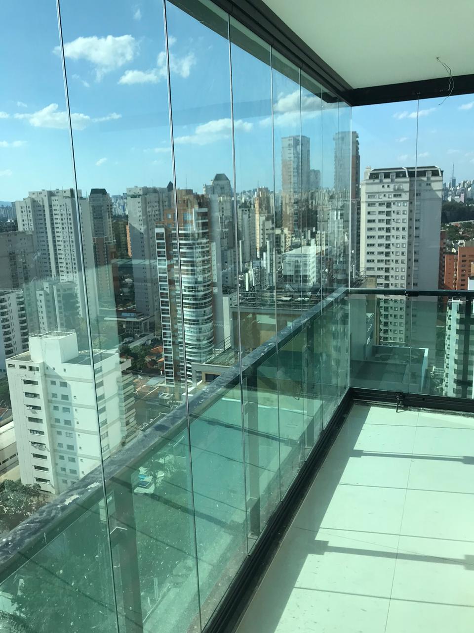 2e4ae21f-623c-44de-813e-3e3bdcc6d039